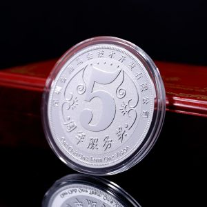中萃黃金-5周年服務(wù)獎(jiǎng)純銀紀(jì)念章定制